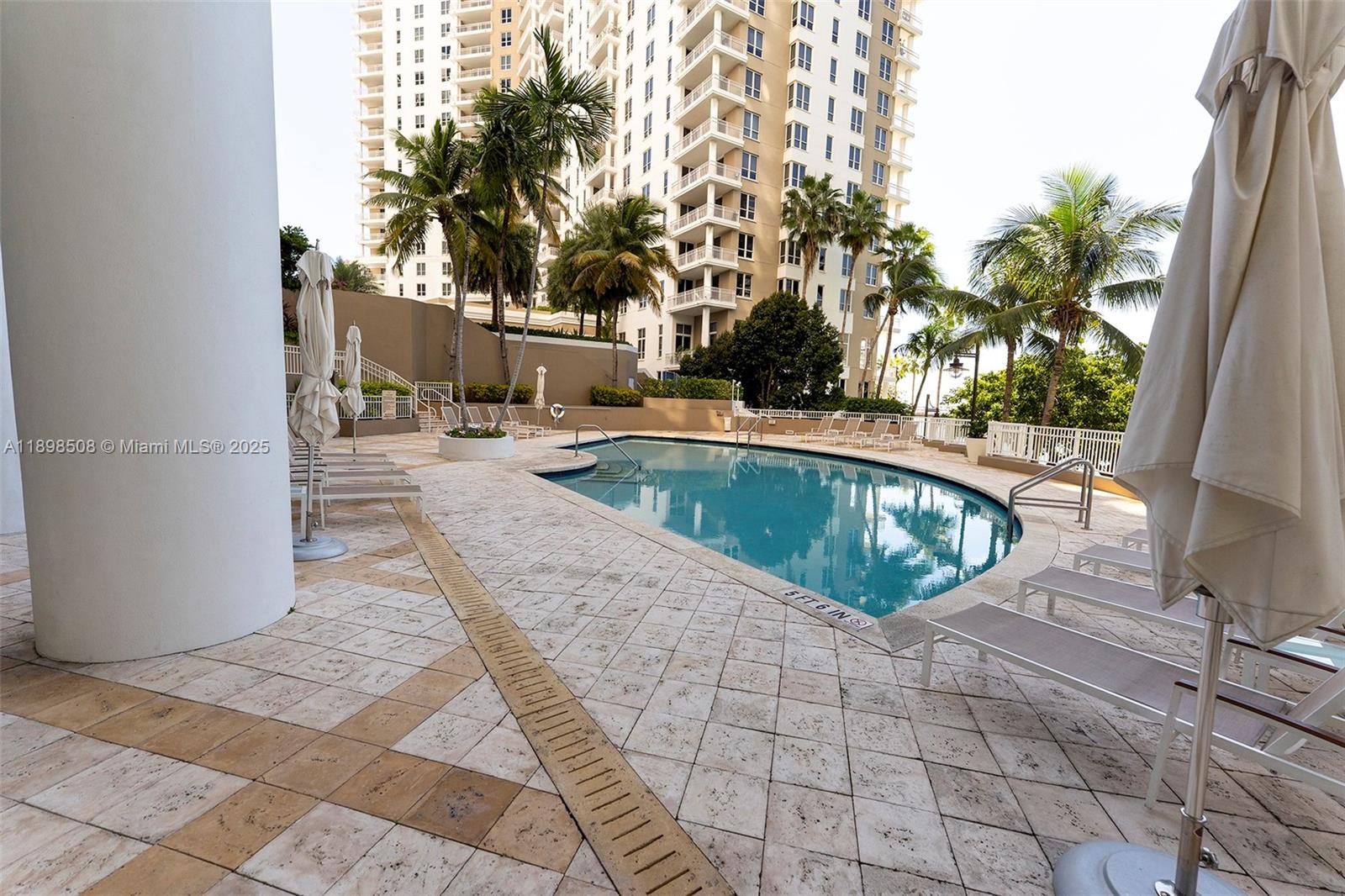 801 Brickell Key Blvd #1012, Miami FL 33131