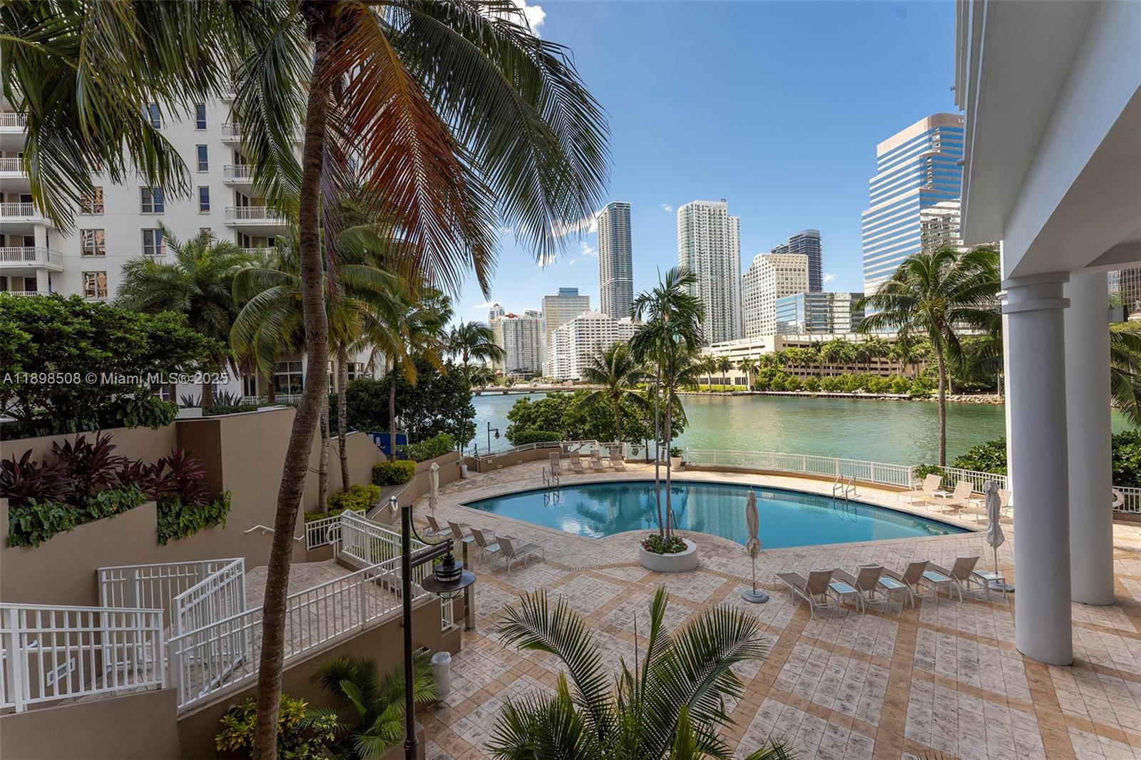801 Brickell Key Blvd #1012, Miami FL 33131