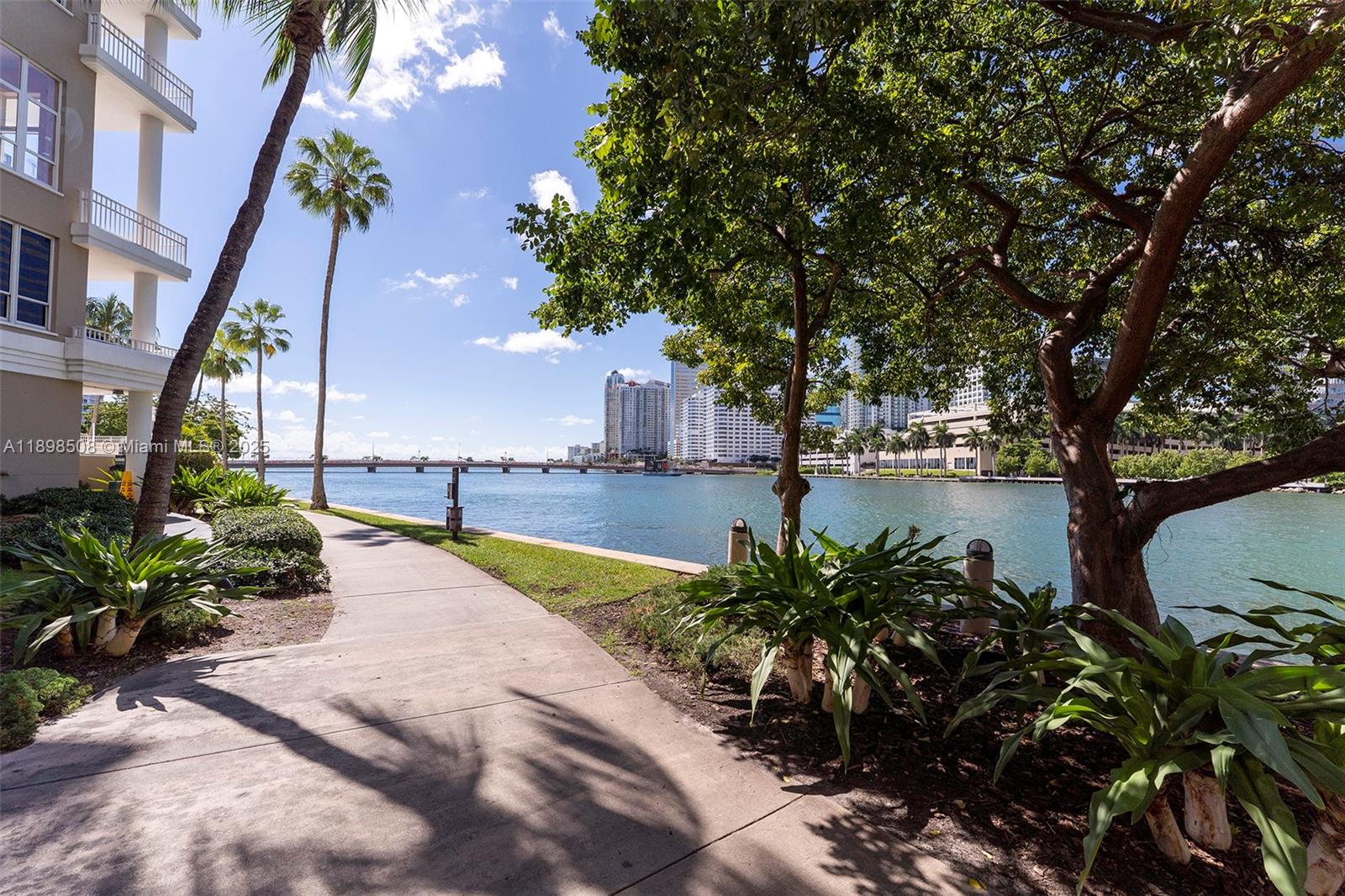 801 Brickell Key Blvd #1012, Miami FL 33131