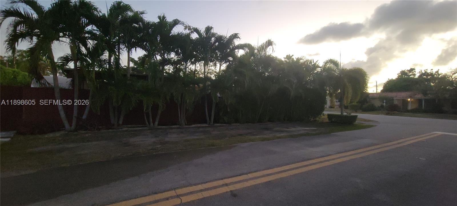 South Miami FL 33143 - A11898605