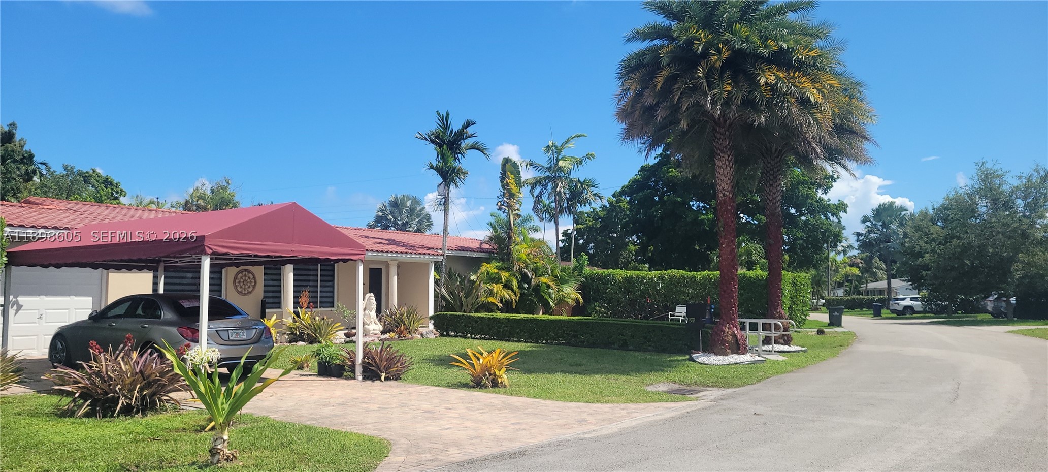 6021 SW 62nd Pl #0, South Miami FL 33143