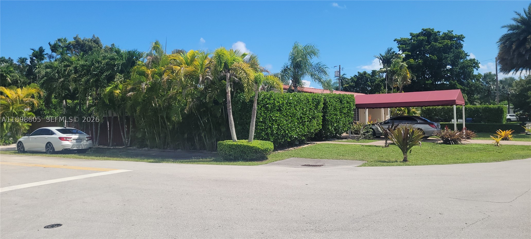 6021 SW 62nd Pl #0, South Miami FL 33143