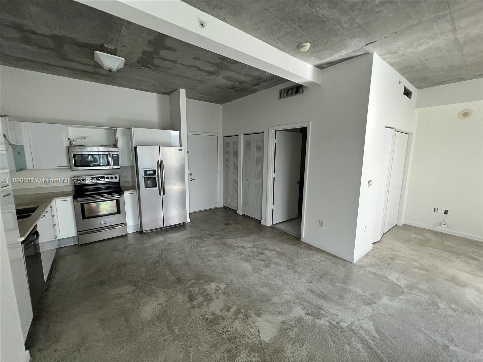 234 NE 3rd St #1909, Miami FL 33132
