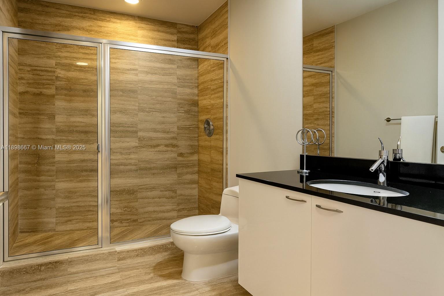 15901 Collins Ave #1203, Sunny Isles Beach FL 33160
