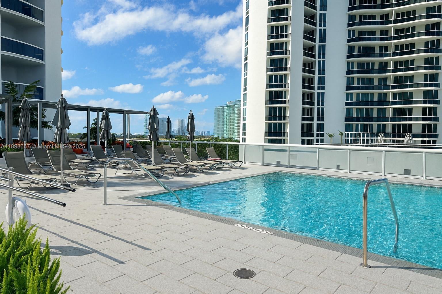15901 Collins Ave #1203, Sunny Isles Beach FL 33160