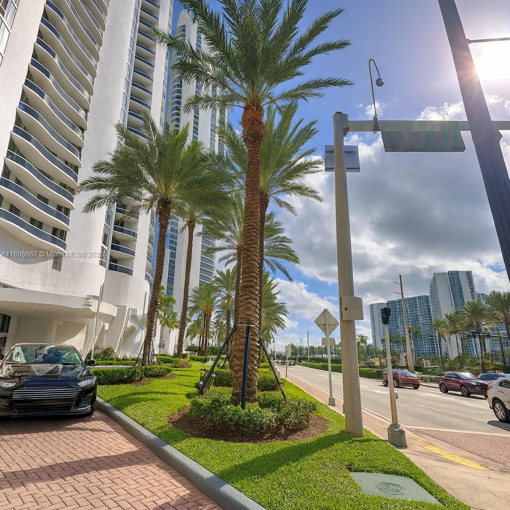 15901 Collins Ave #1203, Sunny Isles Beach FL 33160