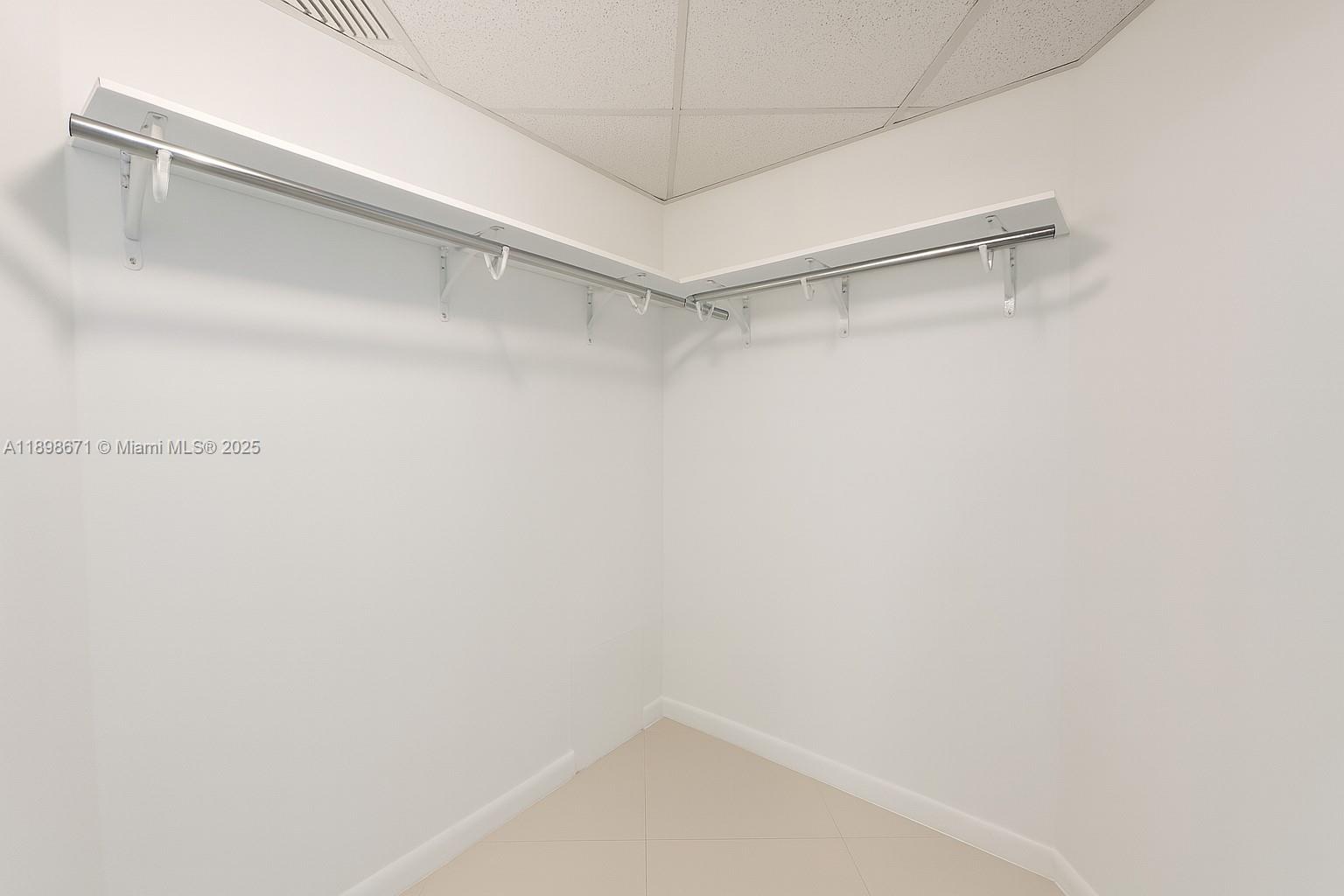 475 Brickell Ave #408, Miami FL 33131