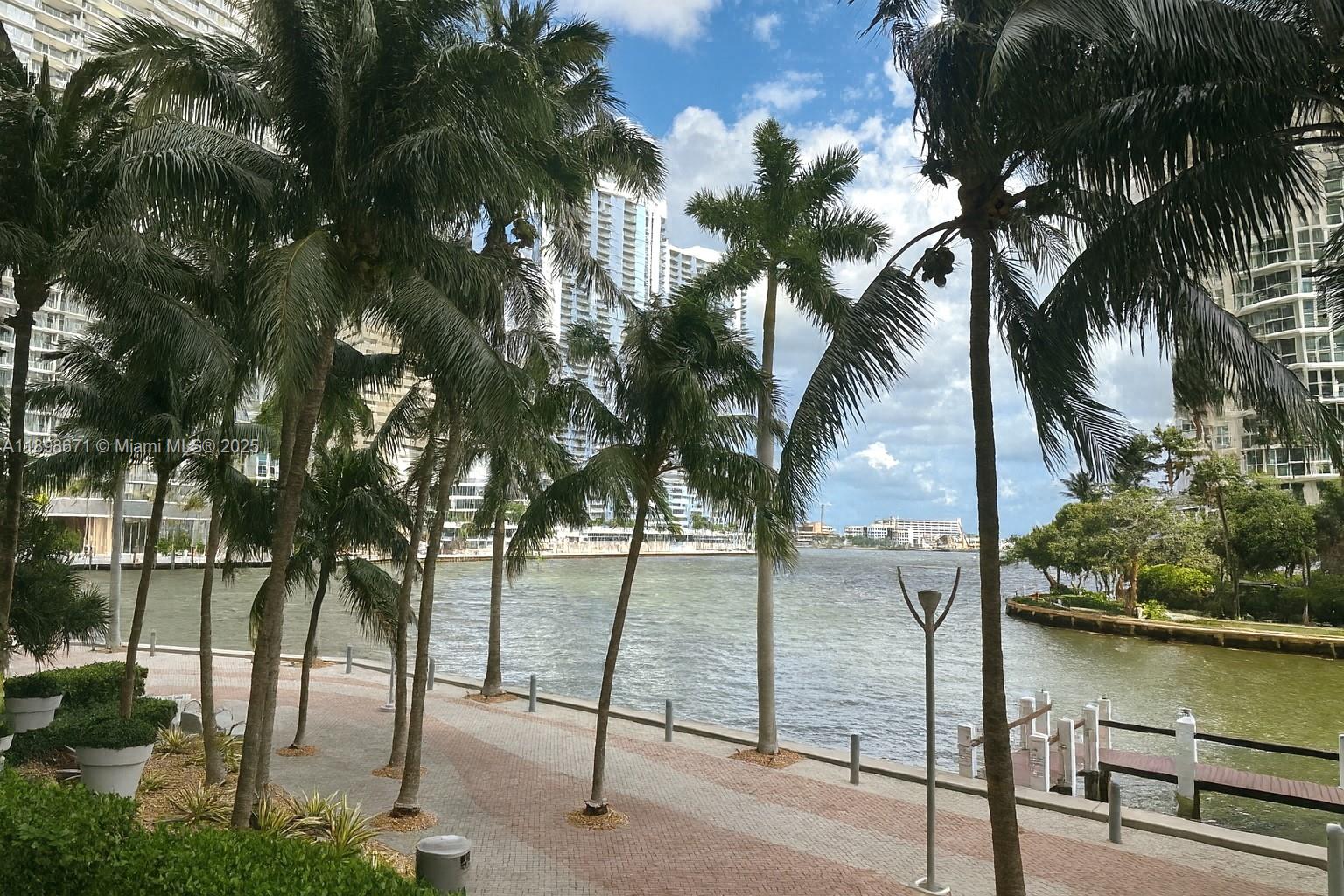 475 Brickell Ave #408, Miami FL 33131