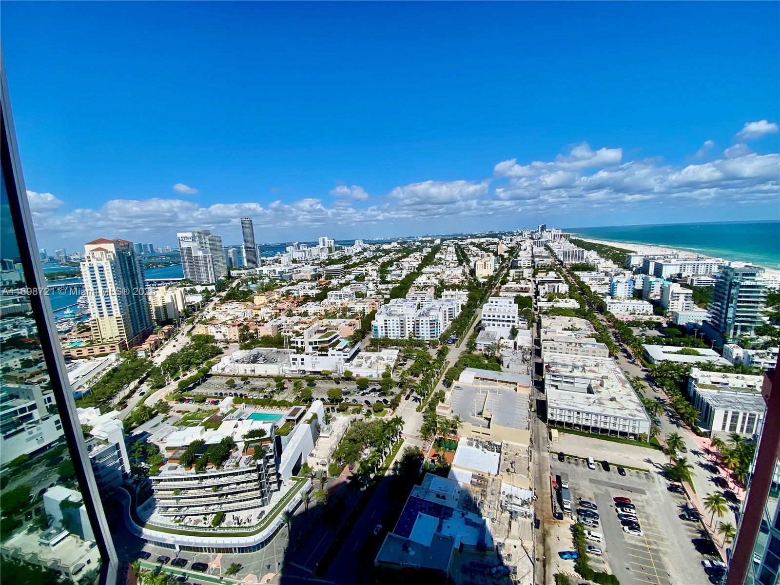 300 S Pointe Dr #3204, Miami Beach FL 33139