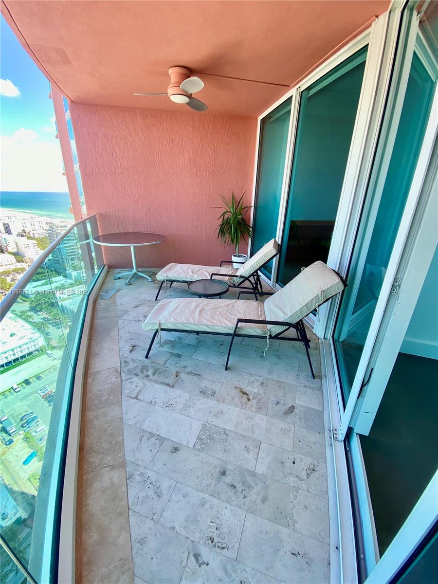 300 S Pointe Dr #3204, Miami Beach FL 33139