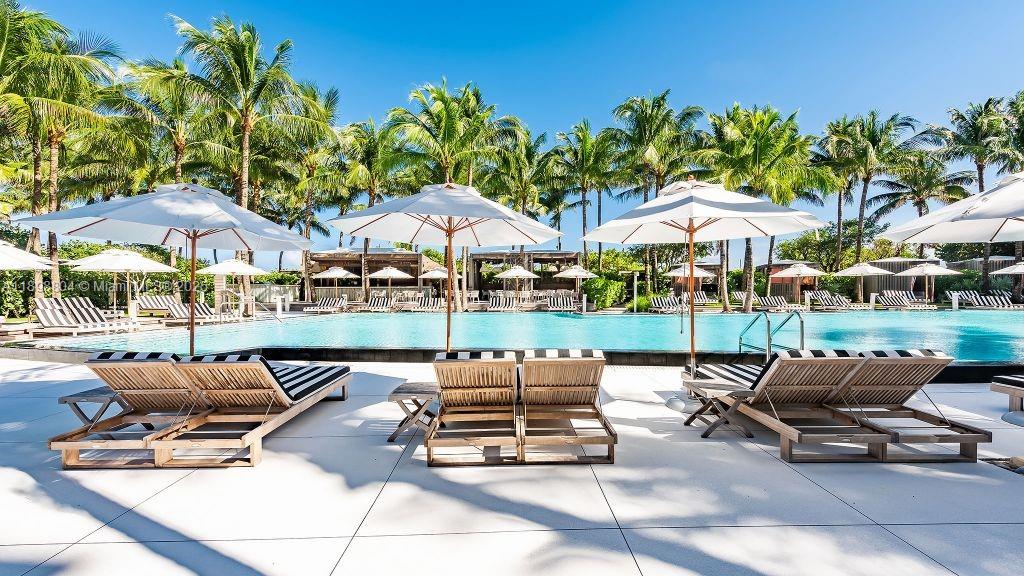 2201 Collins Ave #626, Miami Beach FL 33139