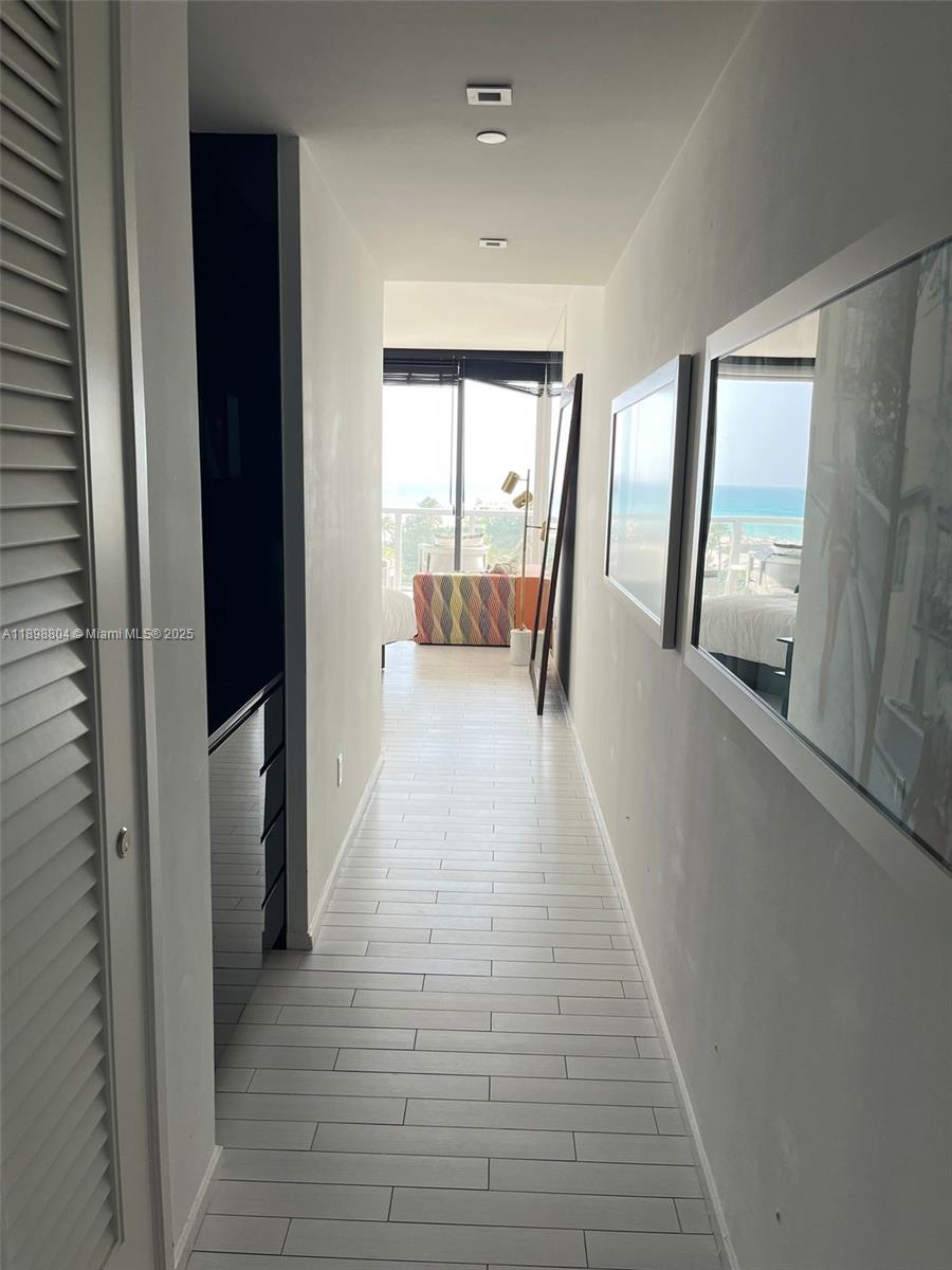 2201 Collins Ave #626, Miami Beach FL 33139