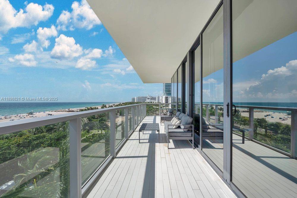 2201 Collins Ave #628, Miami Beach FL 33139