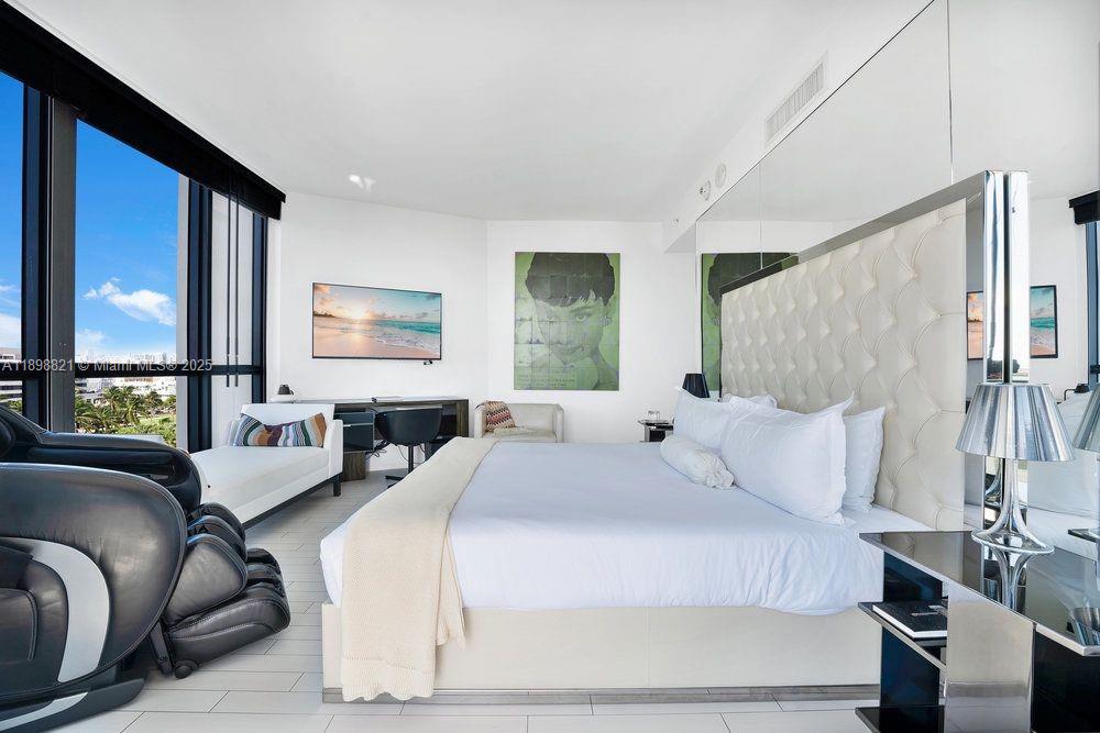 2201 Collins Ave #628, Miami Beach FL 33139