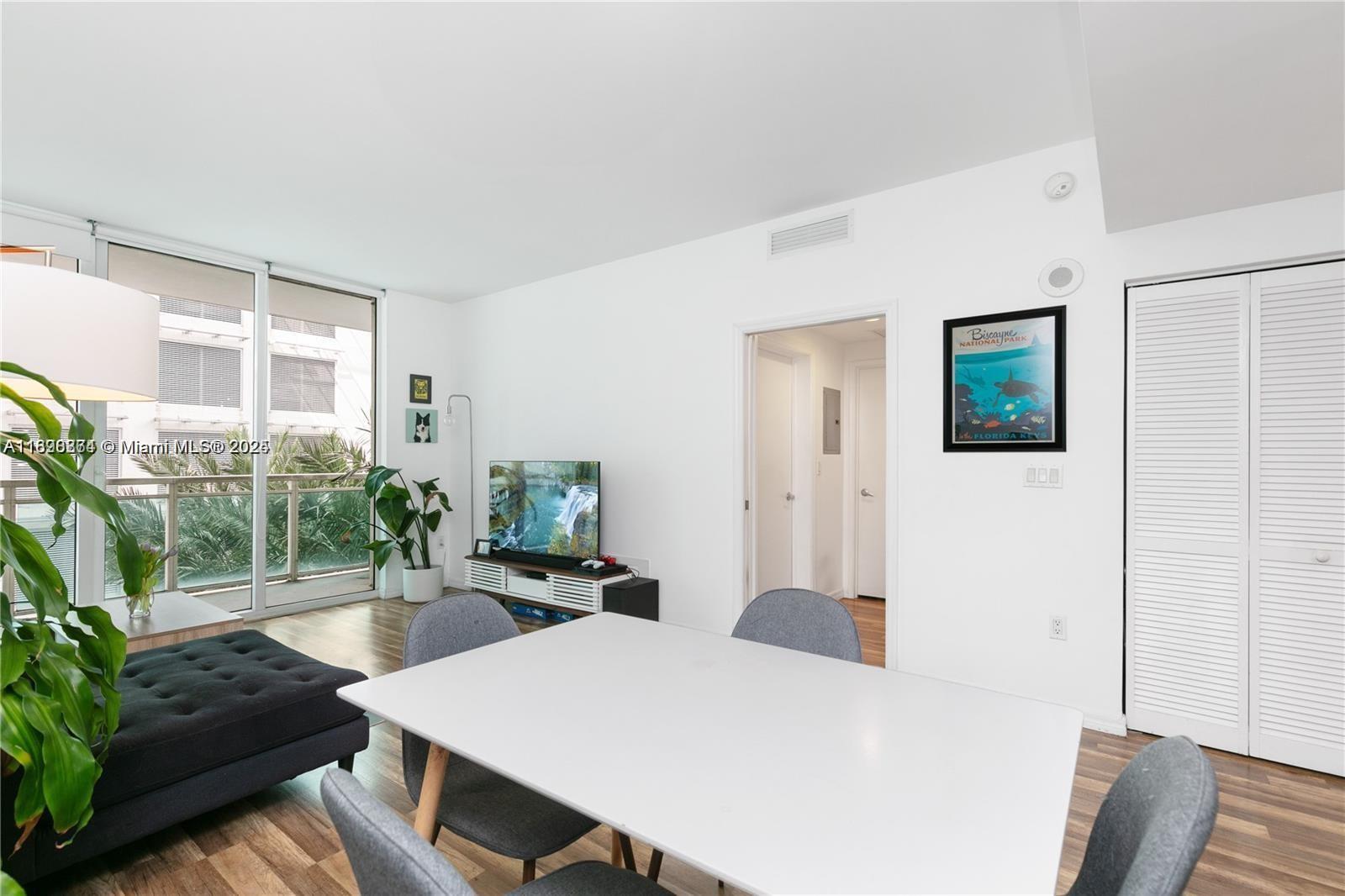950 Brickell Bay Dr #403, Miami FL 33131