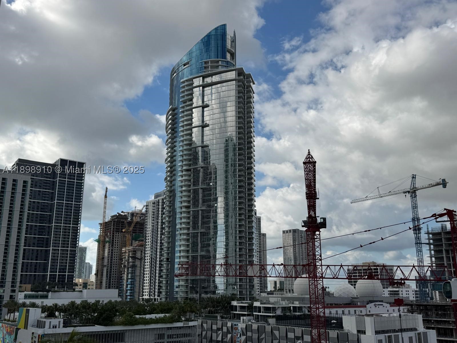 1040 Biscayne Blvd #1106, Miami FL 33132