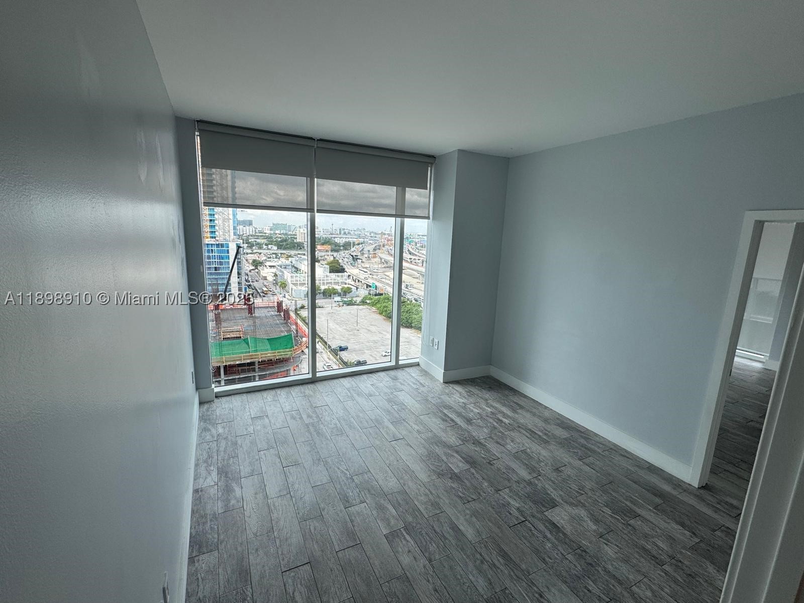 1040 Biscayne Blvd #1106, Miami FL 33132