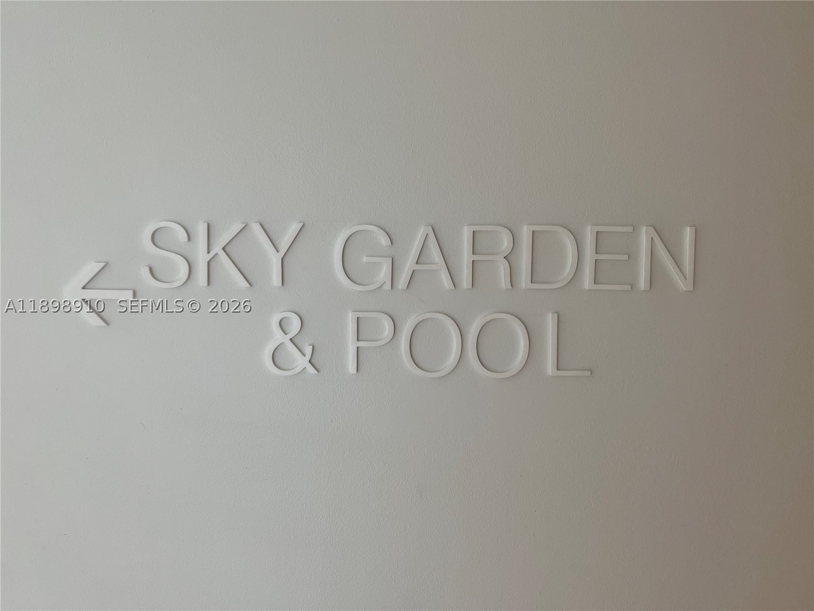 1040 Biscayne Blvd #1106, Miami FL 33132