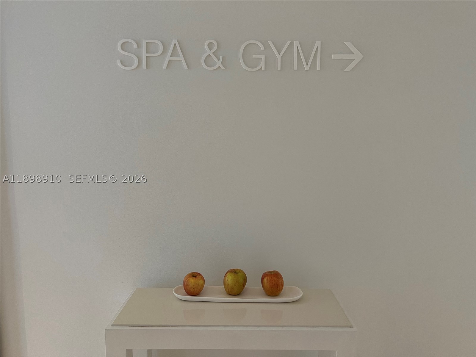 1040 Biscayne Blvd #1106, Miami FL 33132
