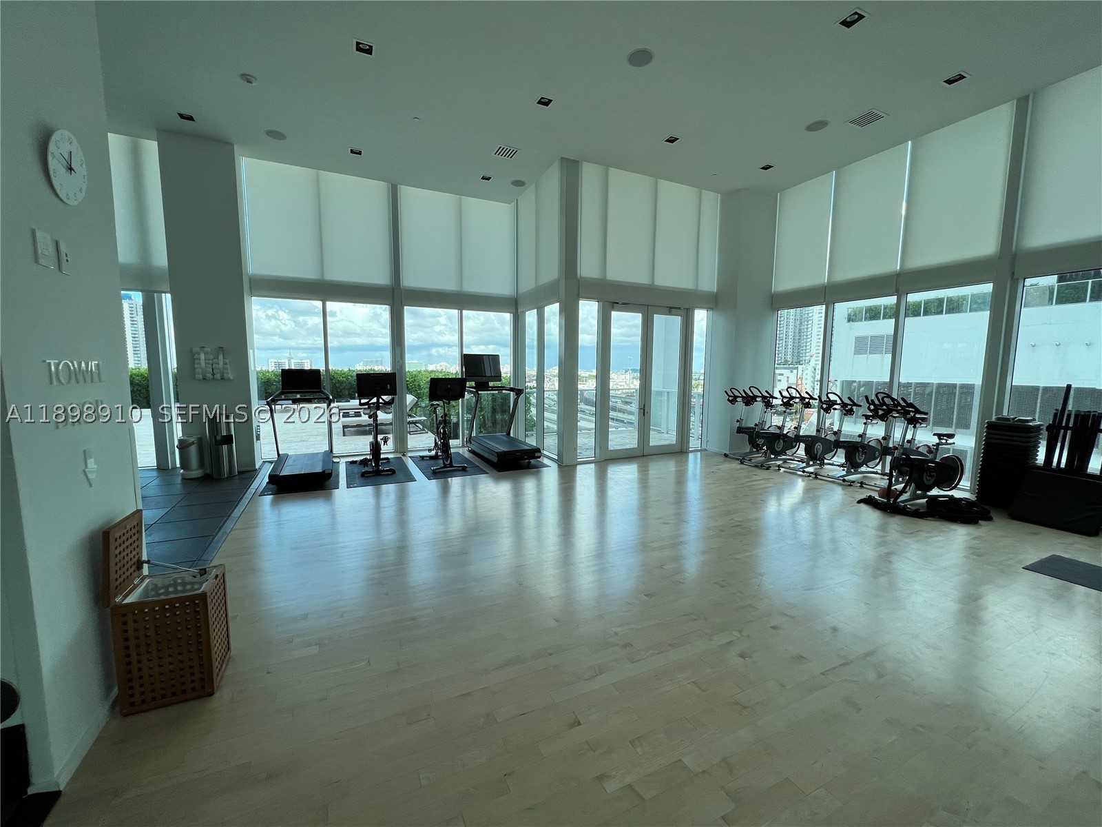 1040 Biscayne Blvd #1106, Miami FL 33132