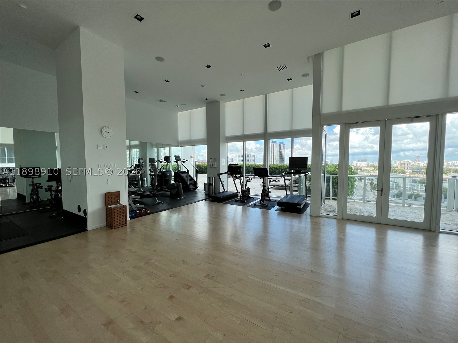 1040 Biscayne Blvd #1106, Miami FL 33132