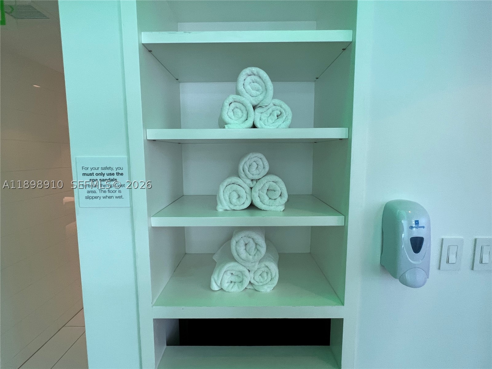1040 Biscayne Blvd #1106, Miami FL 33132