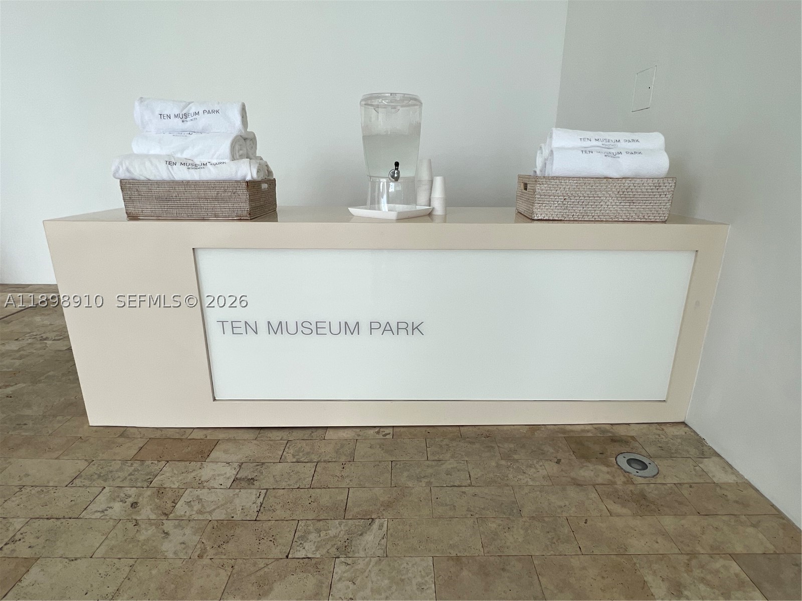 1040 Biscayne Blvd #1106, Miami FL 33132
