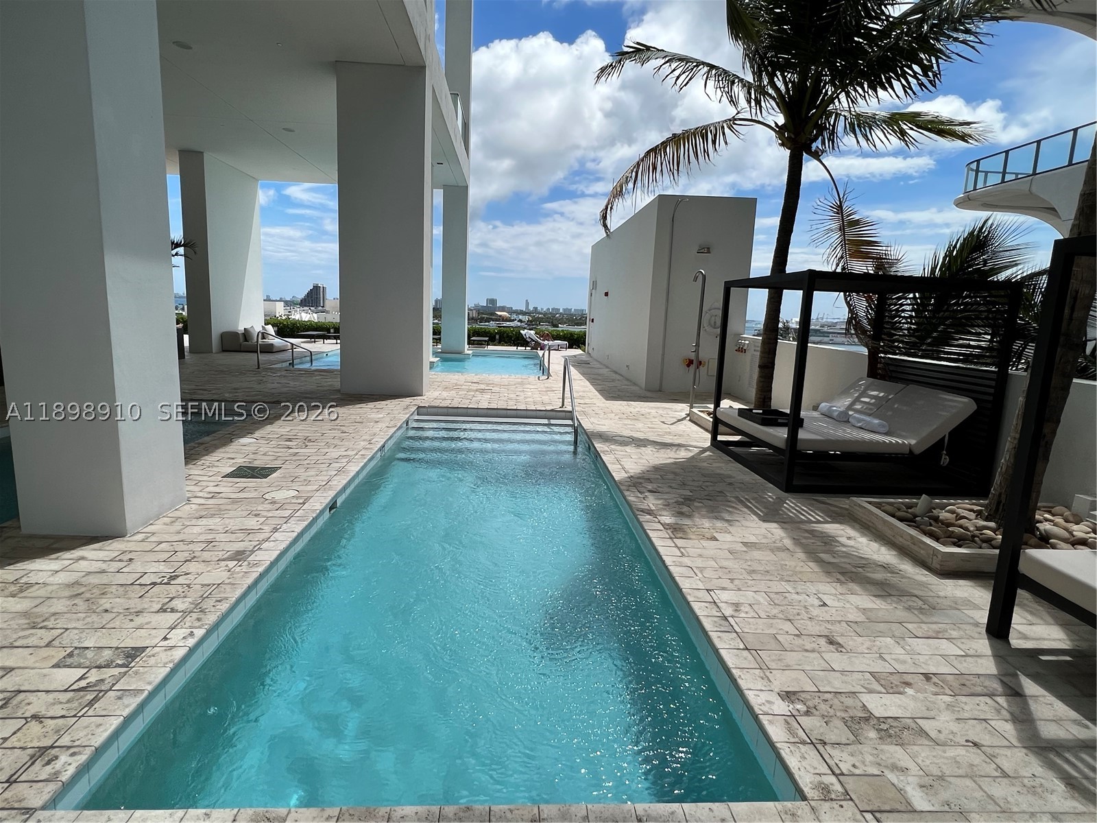 1040 Biscayne Blvd #1106, Miami FL 33132