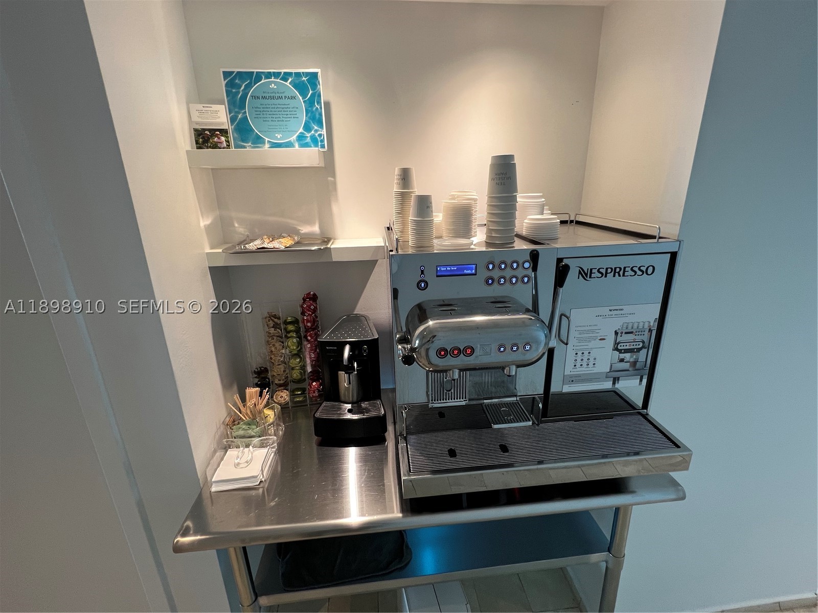 1040 Biscayne Blvd #1106, Miami FL 33132