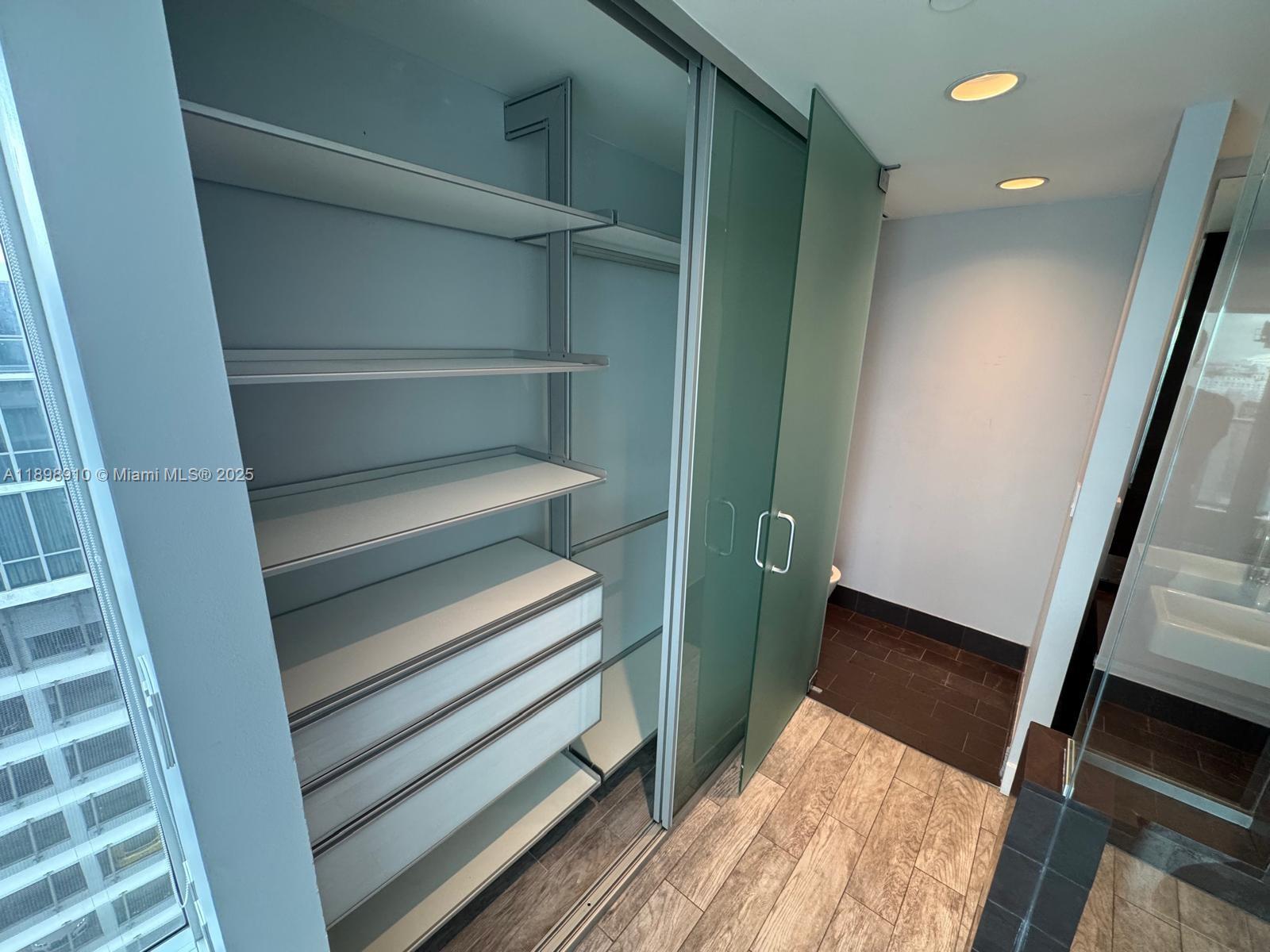 1040 Biscayne Blvd #1106, Miami FL 33132