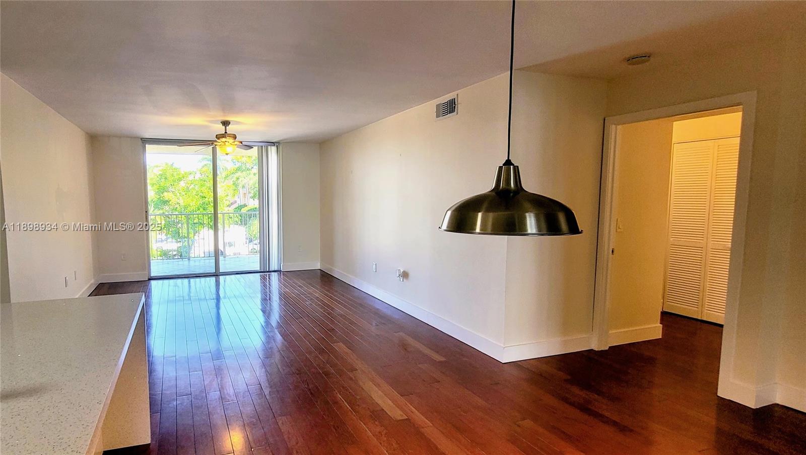 19555 E Country Club Dr #8307, Aventura FL 33180