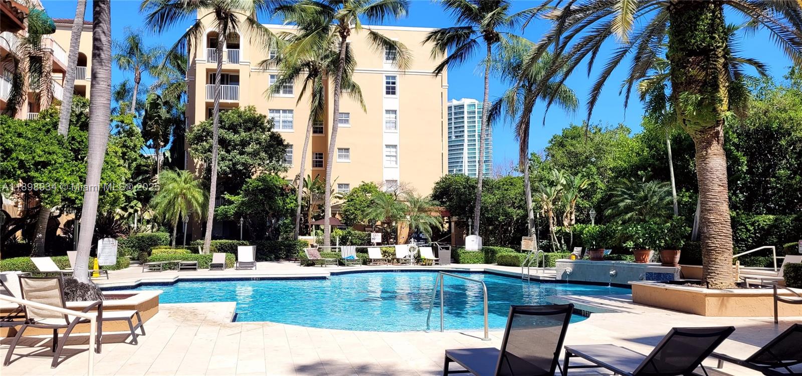 19555 E Country Club Dr #8307, Aventura FL 33180