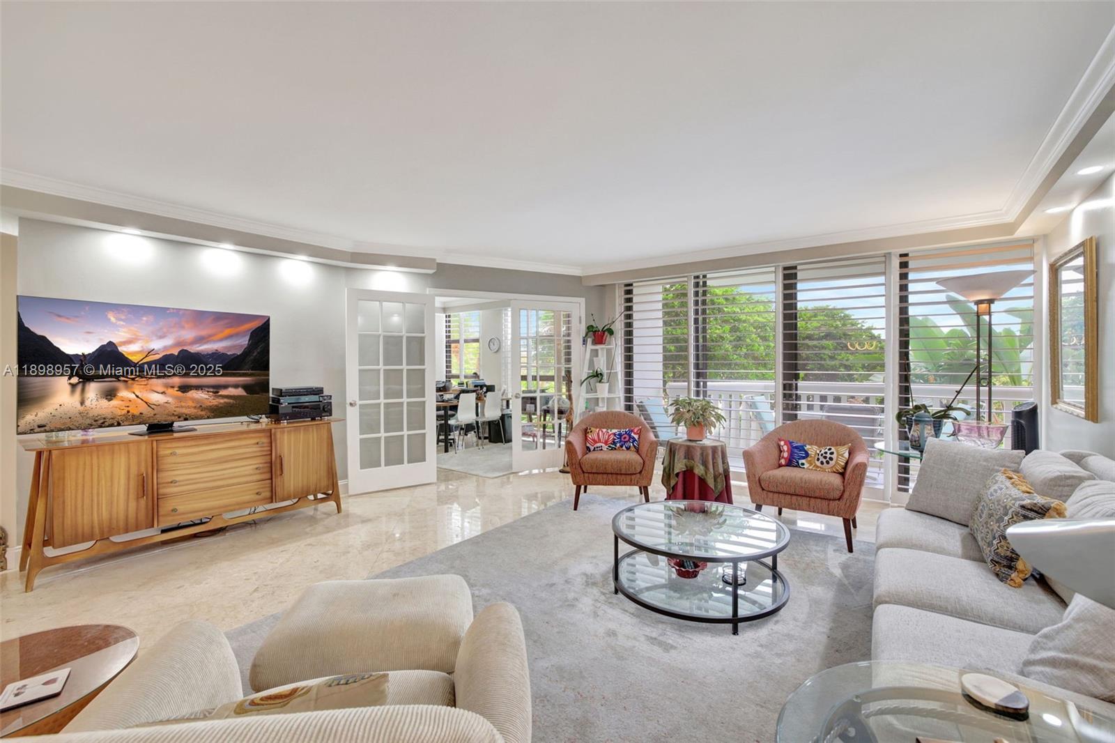 1000 ISLAND Blvd #302, Aventura FL 33160