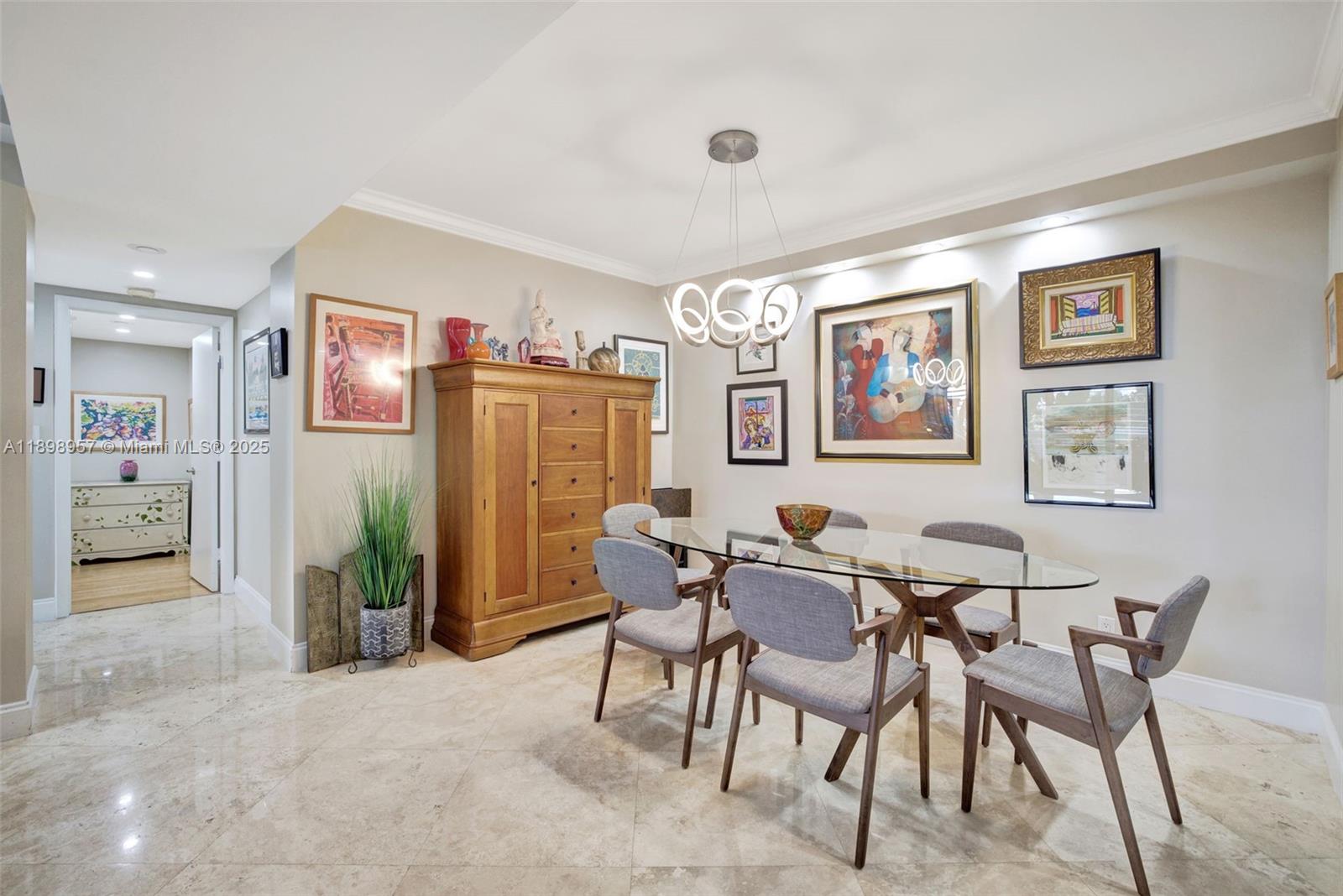 1000 ISLAND Blvd #302, Aventura FL 33160