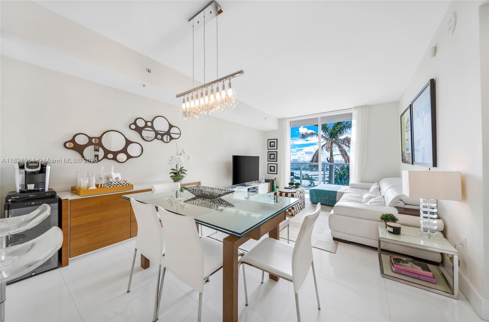 253 NE 2nd St #1109, Miami FL 33132