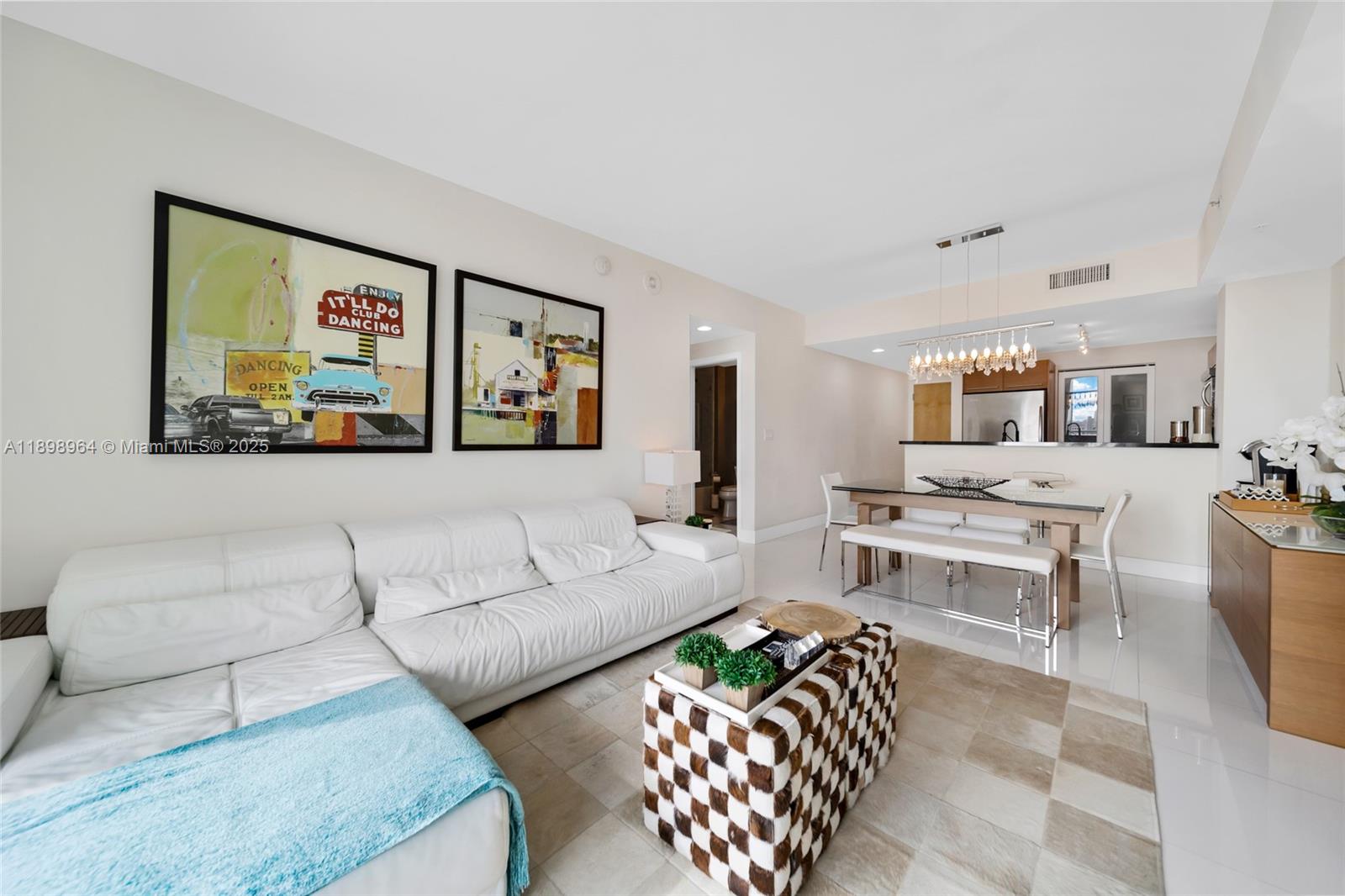 253 NE 2nd St #1109, Miami FL 33132