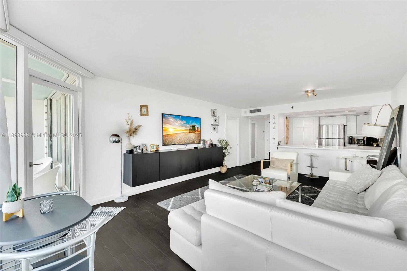 400 S Pointe Drive #1708, Miami Beach FL 33139