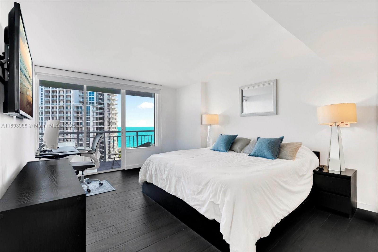 400 S Pointe Drive #1708, Miami Beach FL 33139