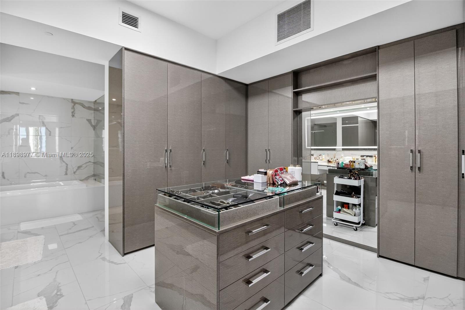 5000 Island Estates Dr #1107, Aventura FL 33160