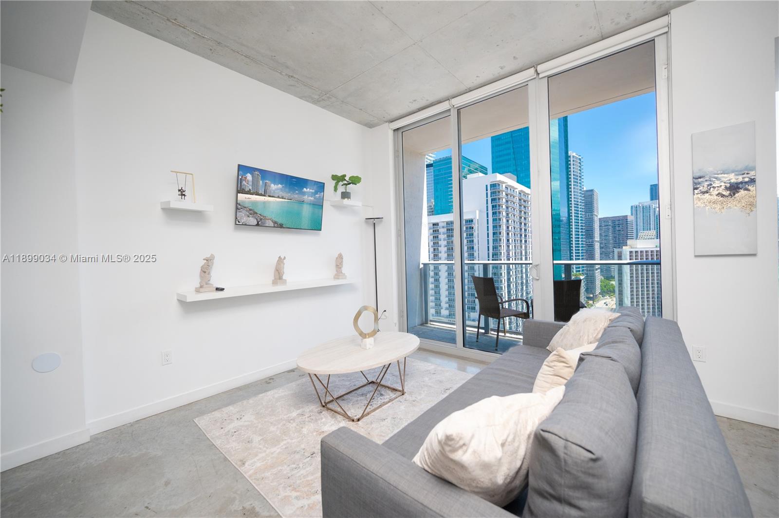 151 SE 1st St #2303, Miami FL 33131