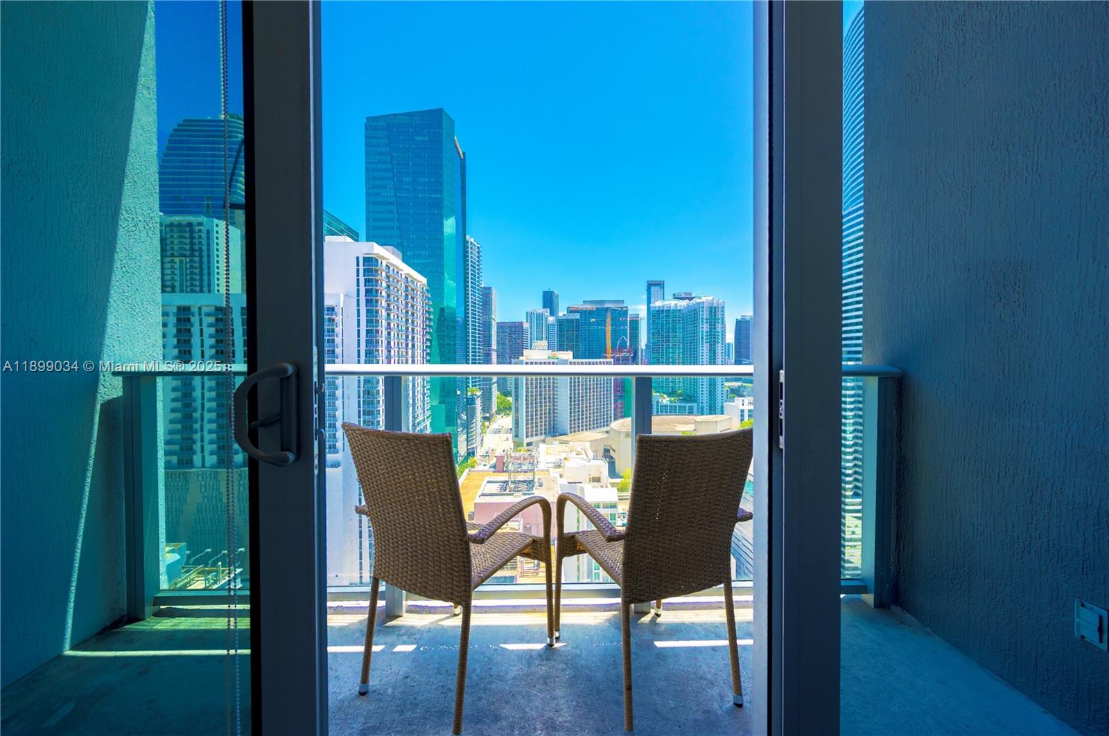 151 SE 1st St #2303, Miami FL 33131