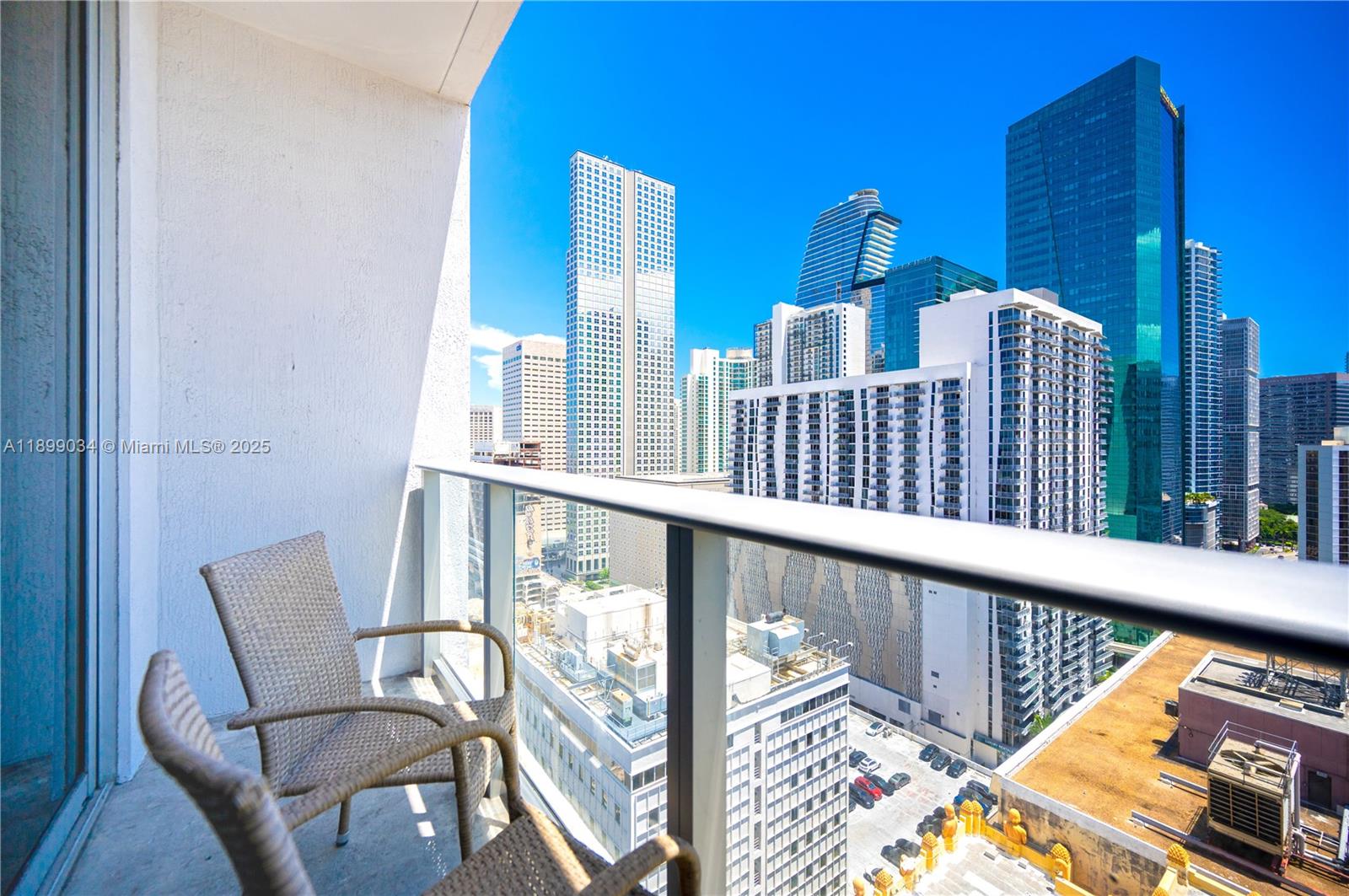 151 SE 1st St #2303, Miami FL 33131
