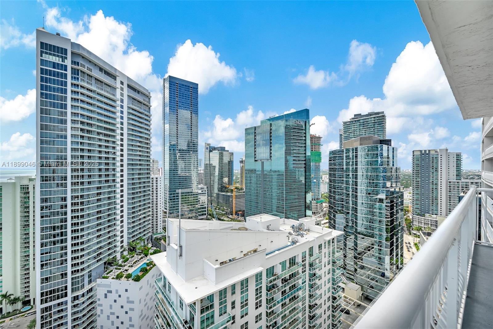 1200 Brickell Bay Dr #3501, Miami FL 33131