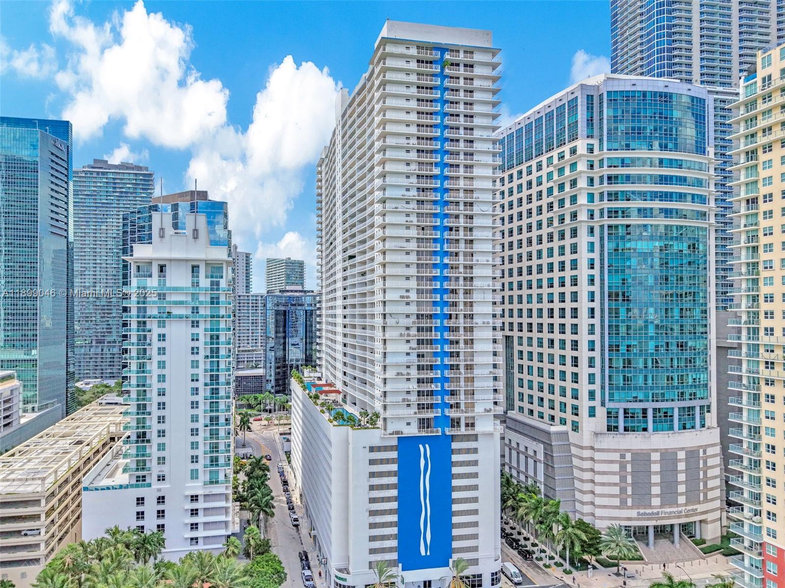 1200 Brickell Bay Dr #3501, Miami FL 33131
