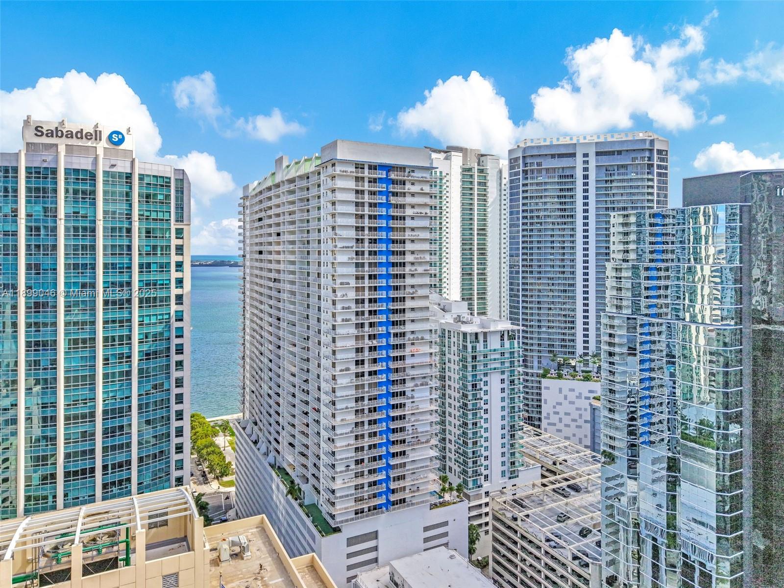 1200 Brickell Bay Dr #3501, Miami FL 33131