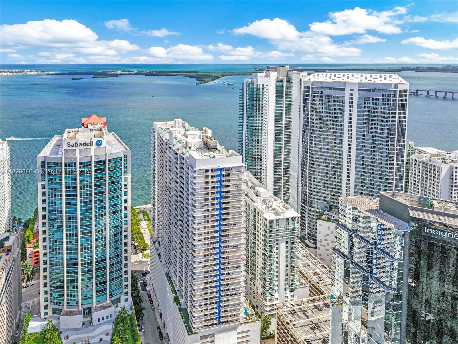 1200 Brickell Bay Dr #3501, Miami FL 33131