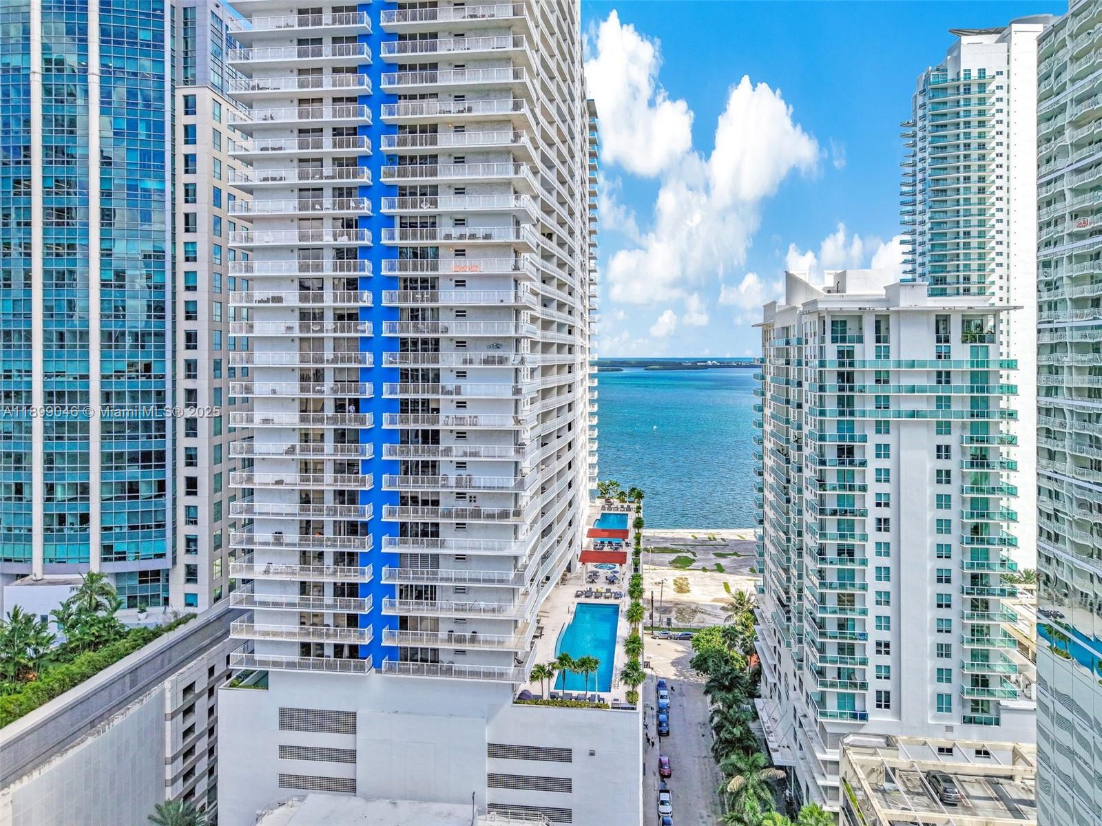 1200 Brickell Bay Dr #3501, Miami FL 33131