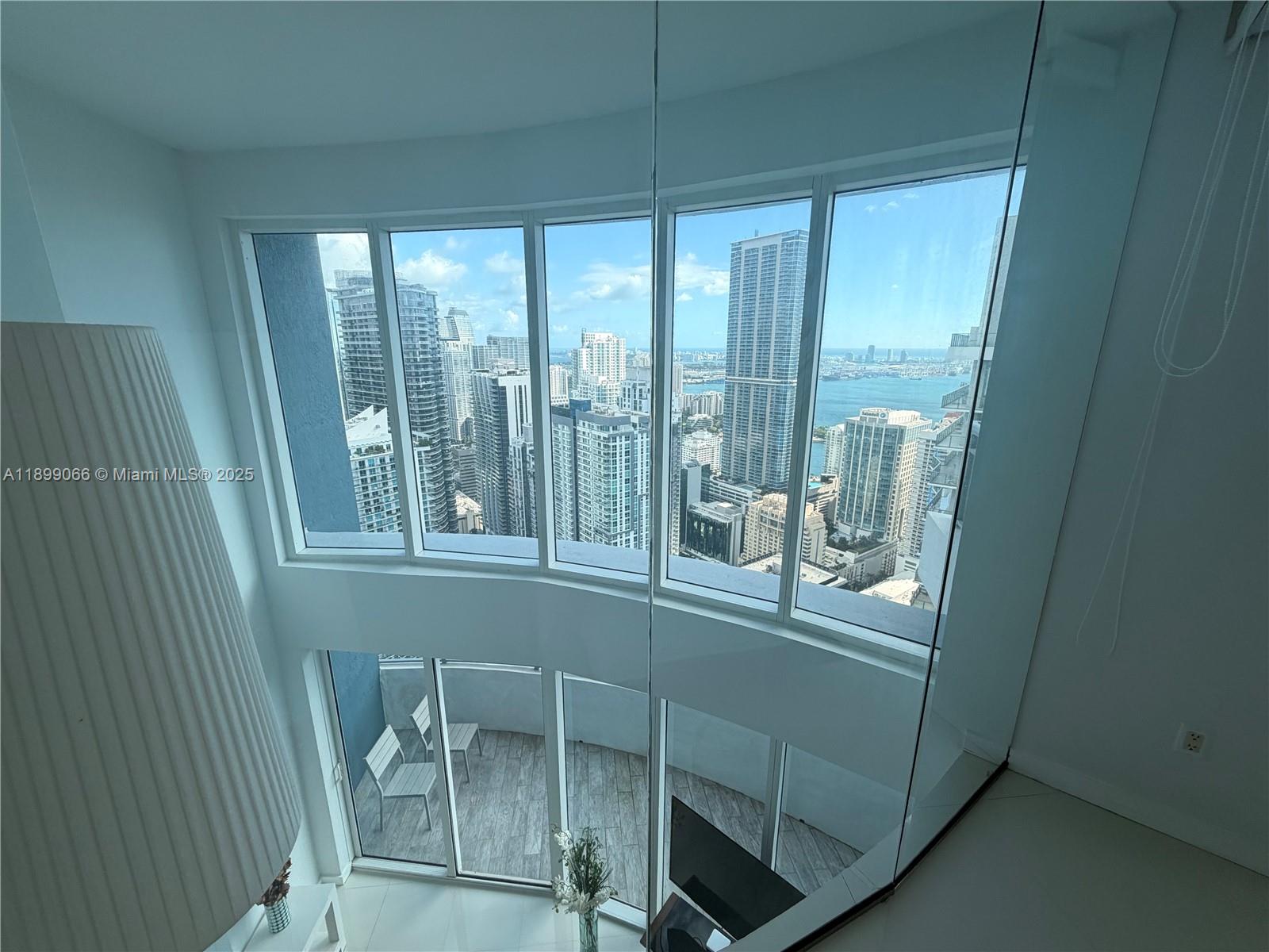 60 SW 13th St #5216, Miami FL 33130
