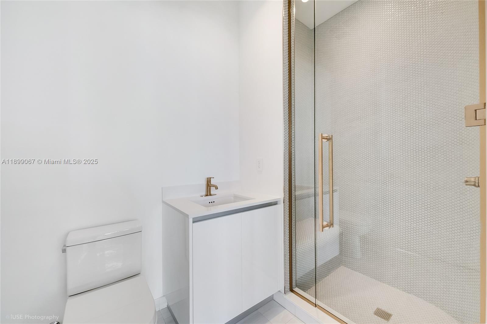 2655 S Bayshore Dr #910, Miami FL 33133