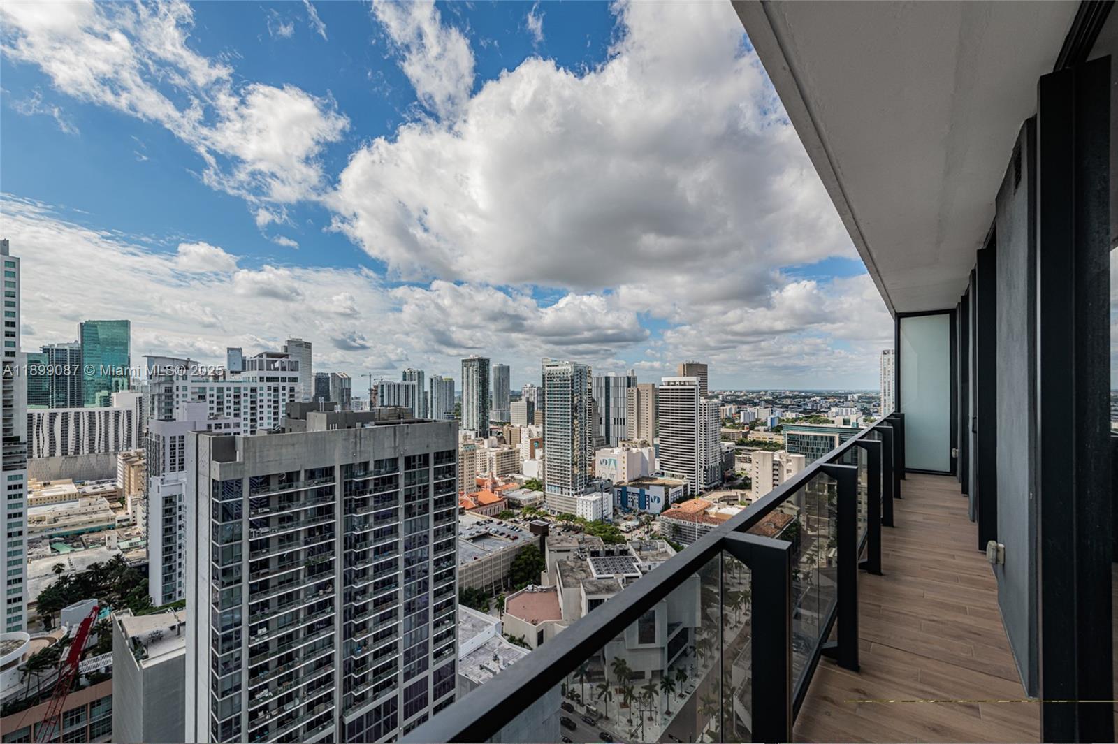 398 NE 5th St #3017, Miami FL 33132